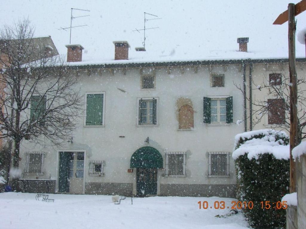 Bed & Breakfast Pegaso Acomodação com café da manhã Valeggio sul Mincio Exterior foto