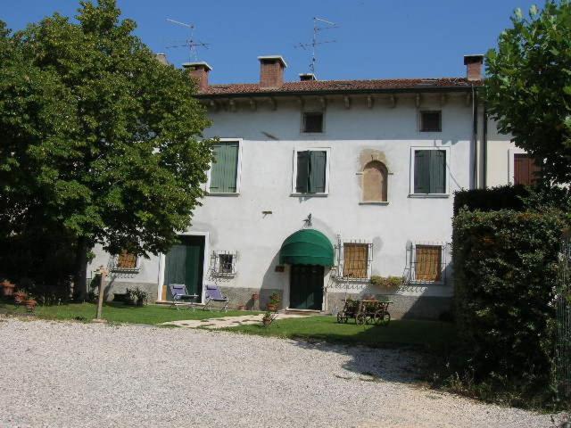 Bed & Breakfast Pegaso Acomodação com café da manhã Valeggio sul Mincio Exterior foto